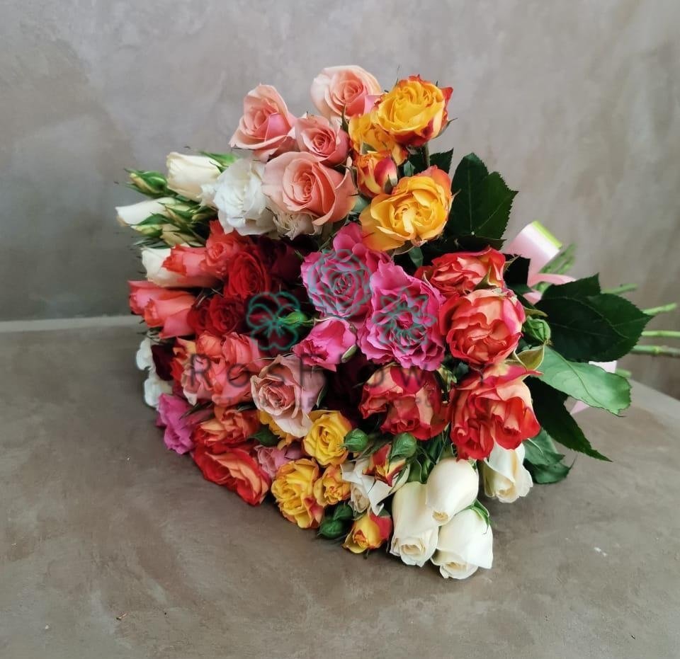 Букет цветов из: Розы в Емецк