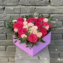 Цветочная композиция из Розы в коробке в Емецк