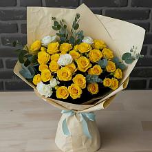 Букет цветов из:  Розы в Емецк