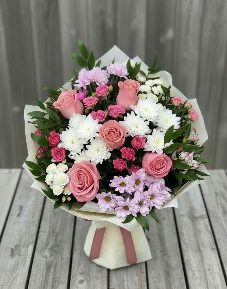 Букет цветов из: Альстромерии, Гвоздики, Розы и Хризантемы в Емецк