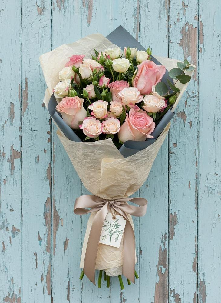 Букет цветов из: Розы в Емецк