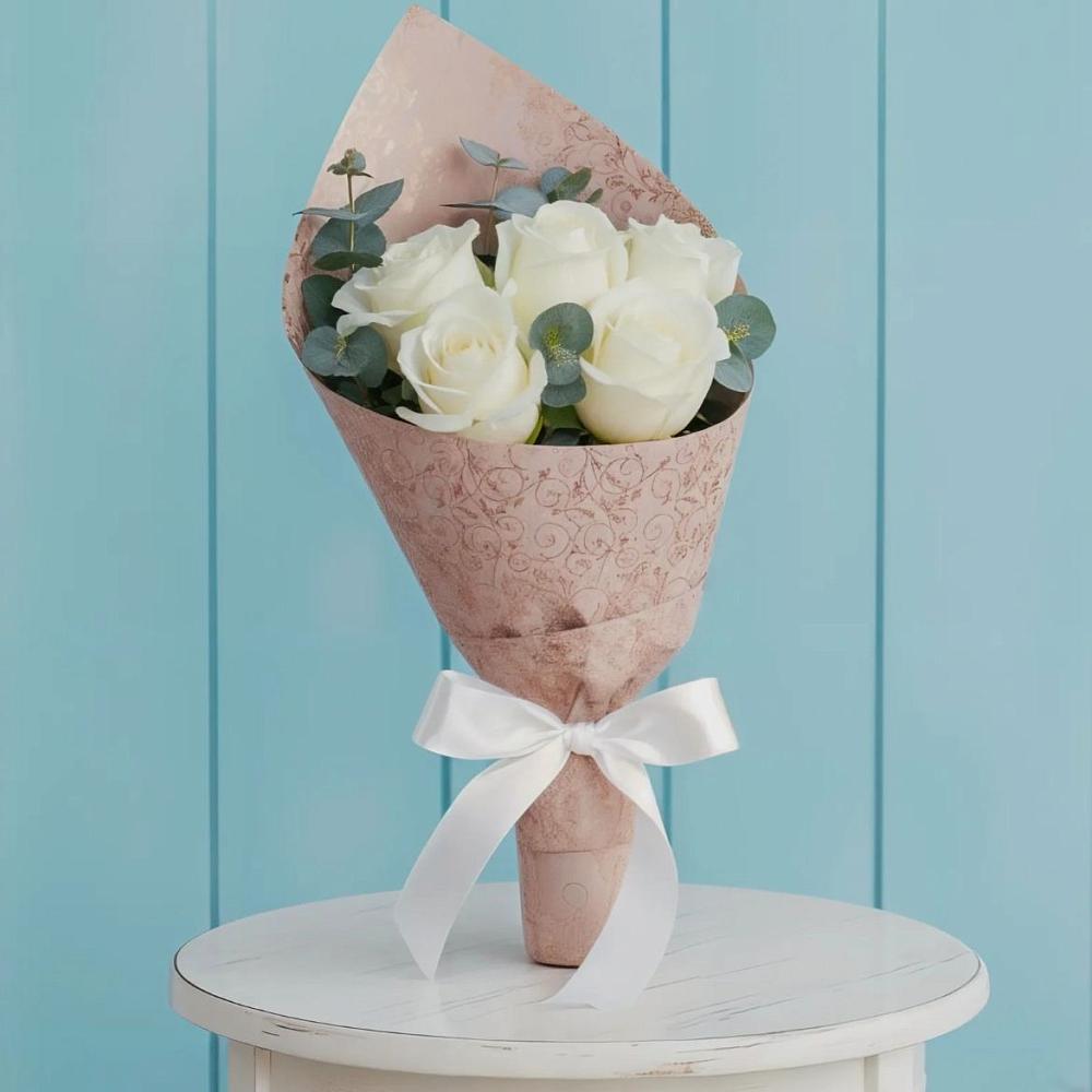 Букет цветов из: Розы в Емецк