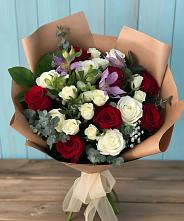Букет цветов из:  Розы и Альстромерии в Емецк