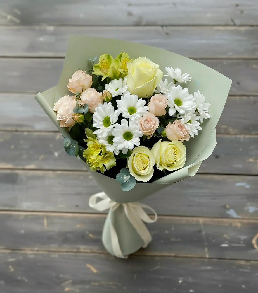 Букет цветов из: Альстромерии, Розы и Хризантемы в Емецк