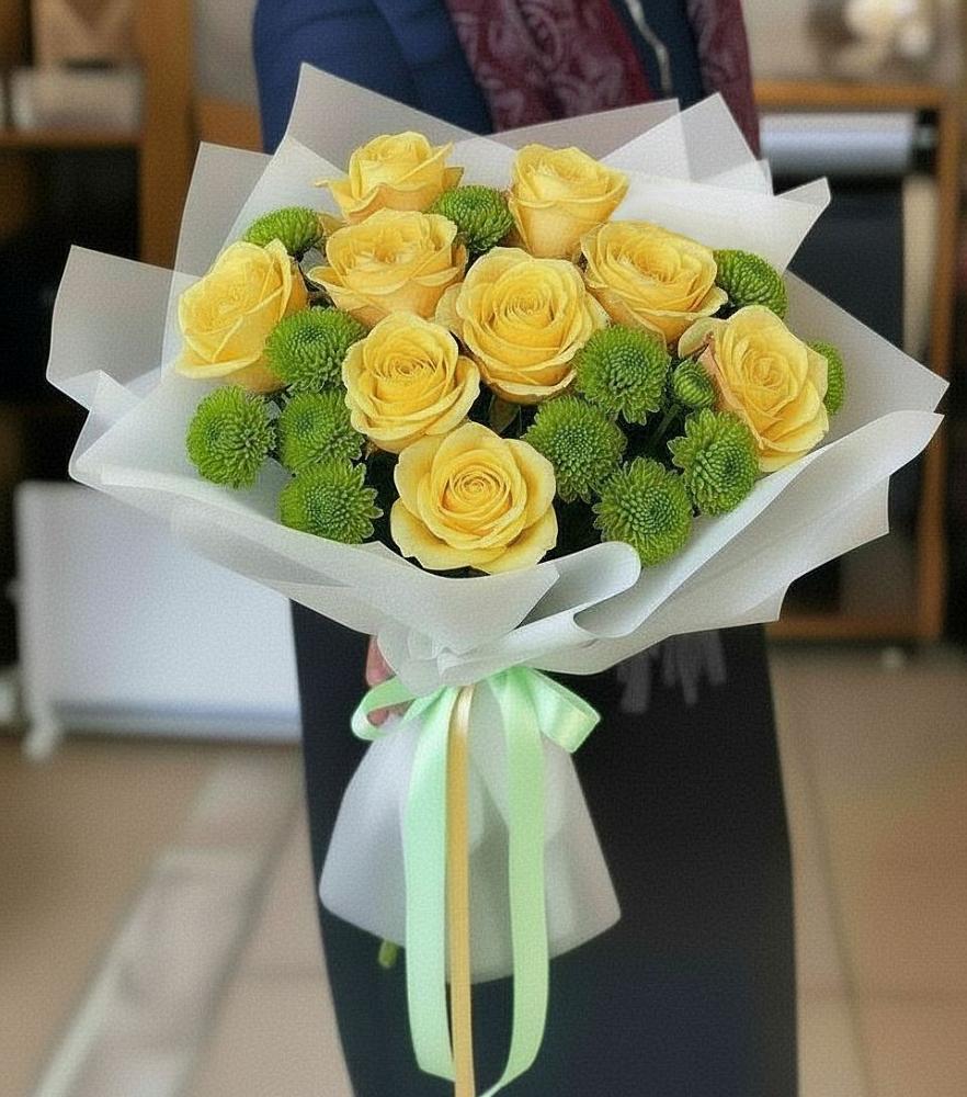 Букет цветов из: Хризантемы и Розы в Емецк