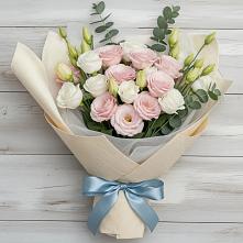 Букет цветов из:  Лизиантусы в Емецк