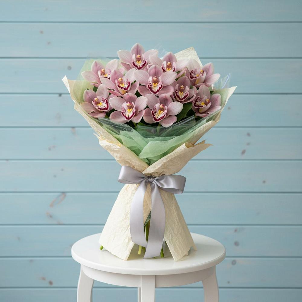 Букет цветов из: Орхидеи и Розы в Емецк