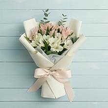 Букет цветов из:  Альстромерии в Емецк