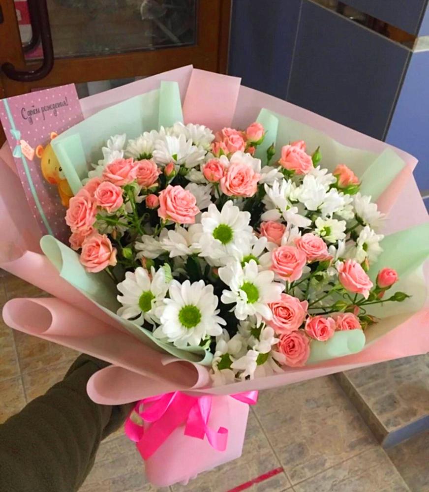 Букет цветов из: Розы и Хризантемы в Емецк