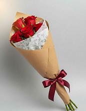 Букет цветов из:  Розы в Емецк