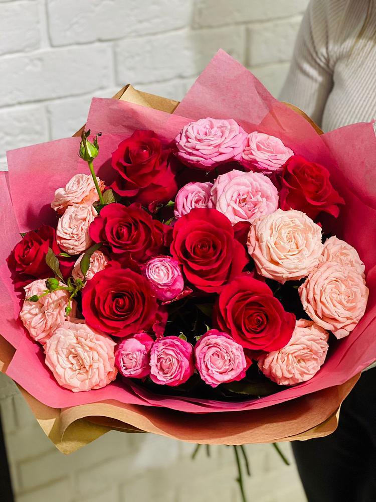 Букет цветов из: Розы в Емецк