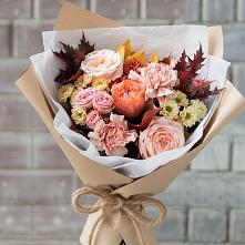 Букет цветов из:  Гвоздики, Хризантемы и Розы в Емецк