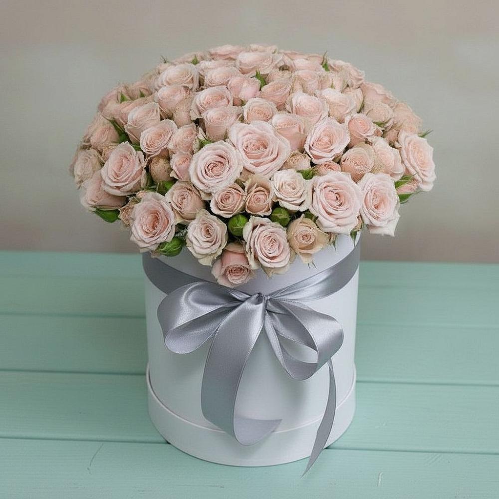 Цветочная композиция из Розы в шляпной коробке в Емецк